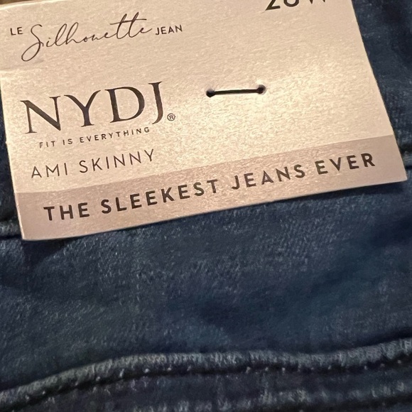 🌻NYDJ Skinny Jeans - Picture 7 of 8